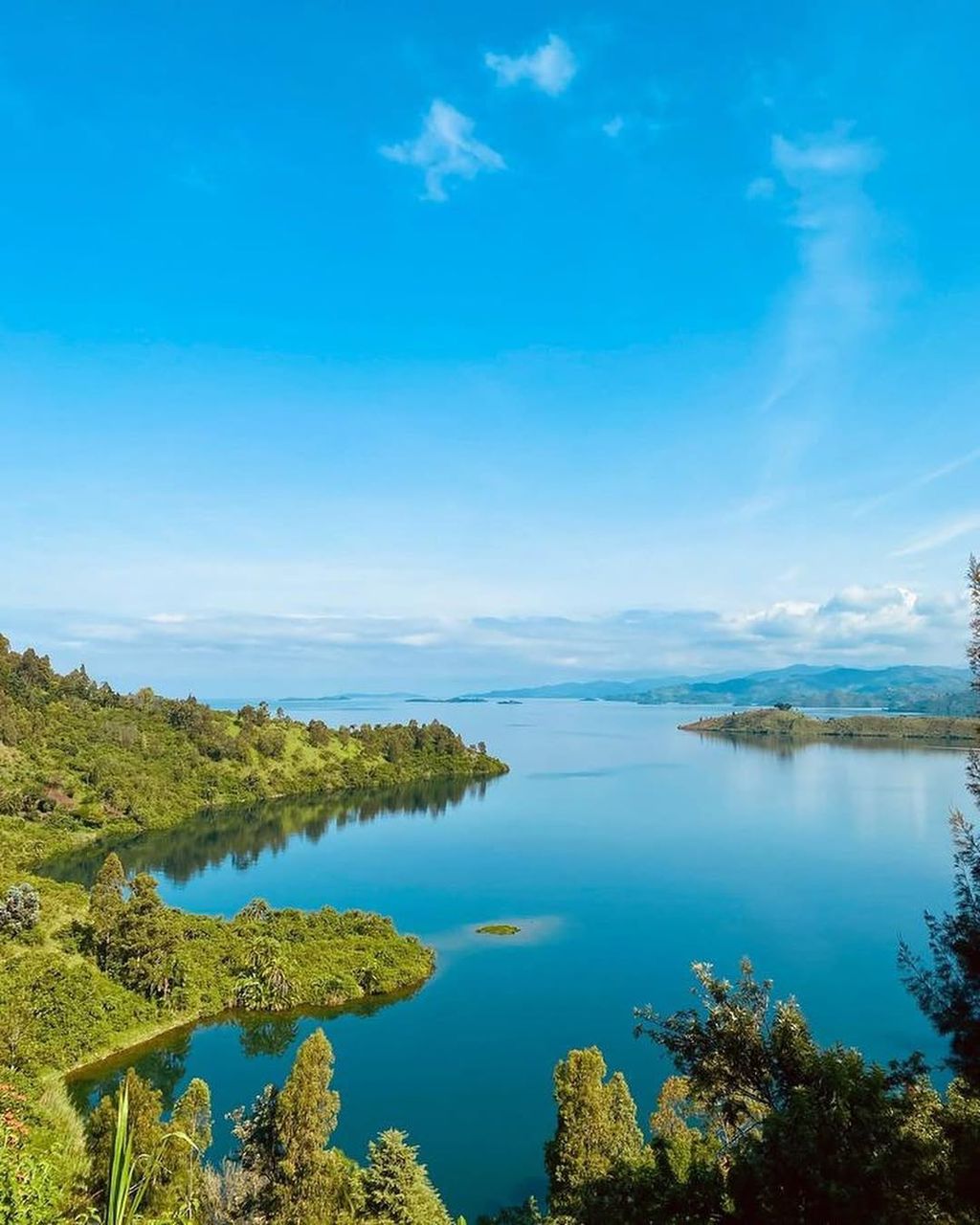 6 Days Rwanda Gorilla and Lake Kivu Safari